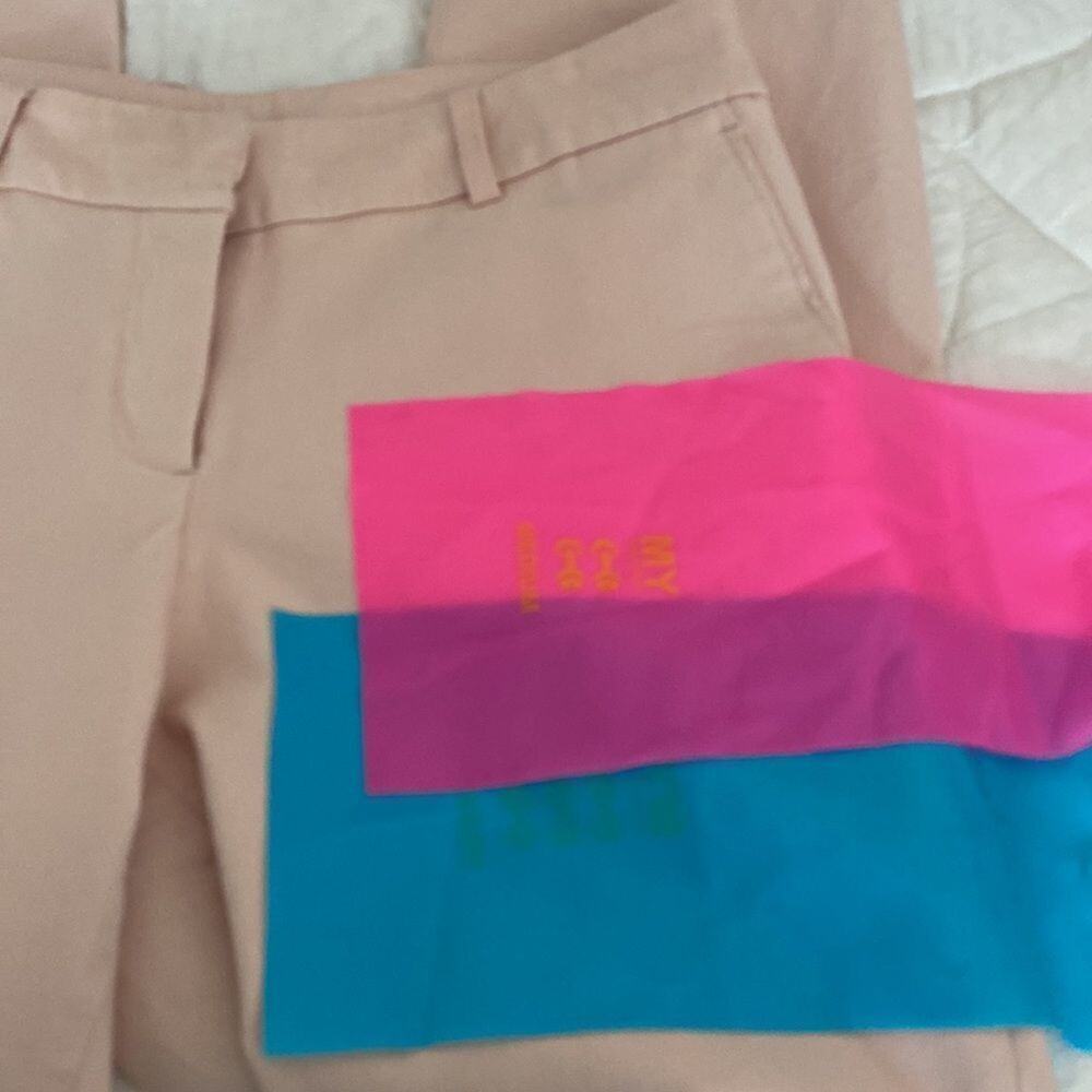 Halogen Pale Pink Crop Pant Size 8. See video - Picture 13 of 15